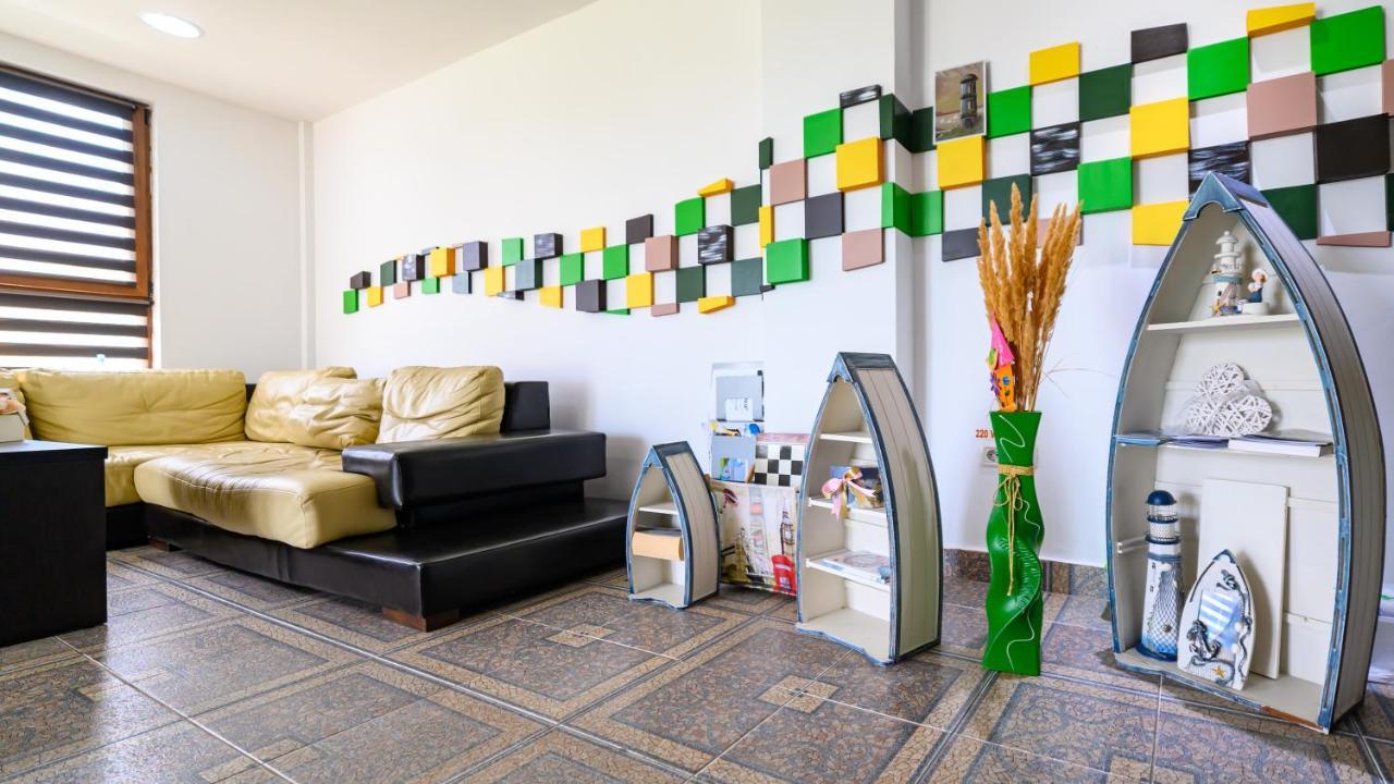 Green Delta Hotel Murighiol Eksteriør billede
