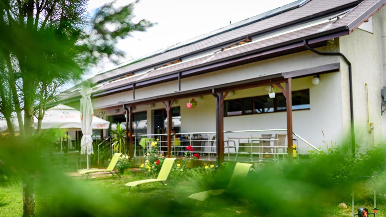 Green Delta Hotel Murighiol Eksteriør billede